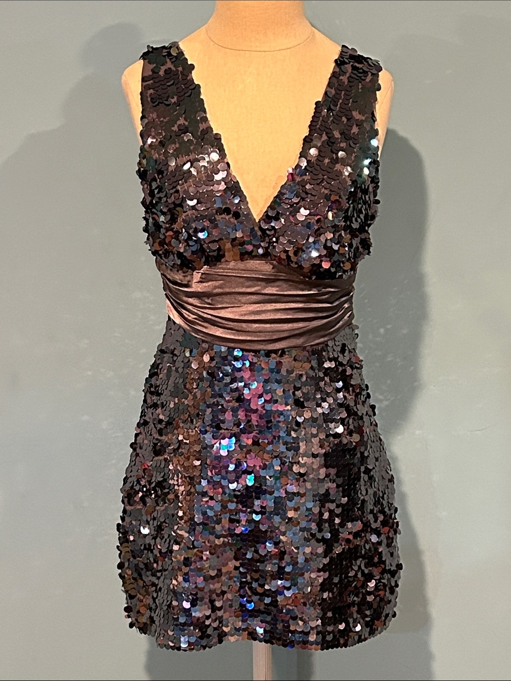 Forever 21 Double V-Neckline Sequin Mini Dress sz SmallMetallic Gunmetal Brown